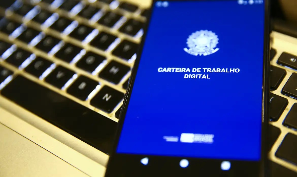 Emprego em Sergipe: plataforma digital do NAT oferta mais de 500 vagas para diversas áreas
